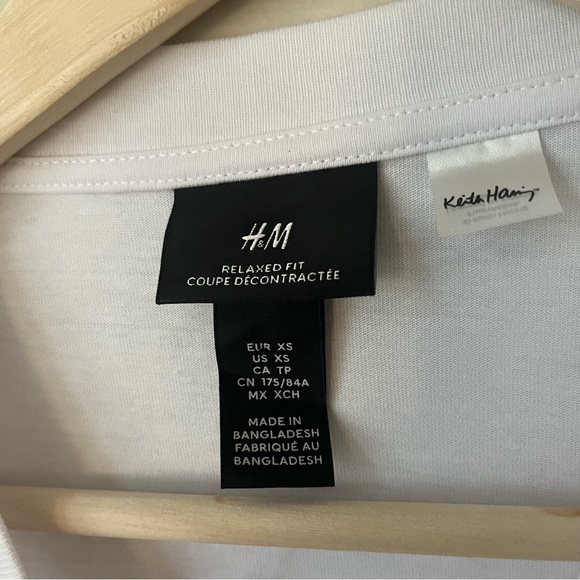 H&M Keith Haring Long Sleeve Relaxed Fit Tee T Shirt Sleeve Print Mens XS NWOT - Picture 7 of 7